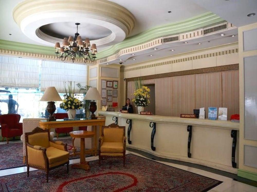 Tiara Oriental Hotel Makati City Bagian luar foto